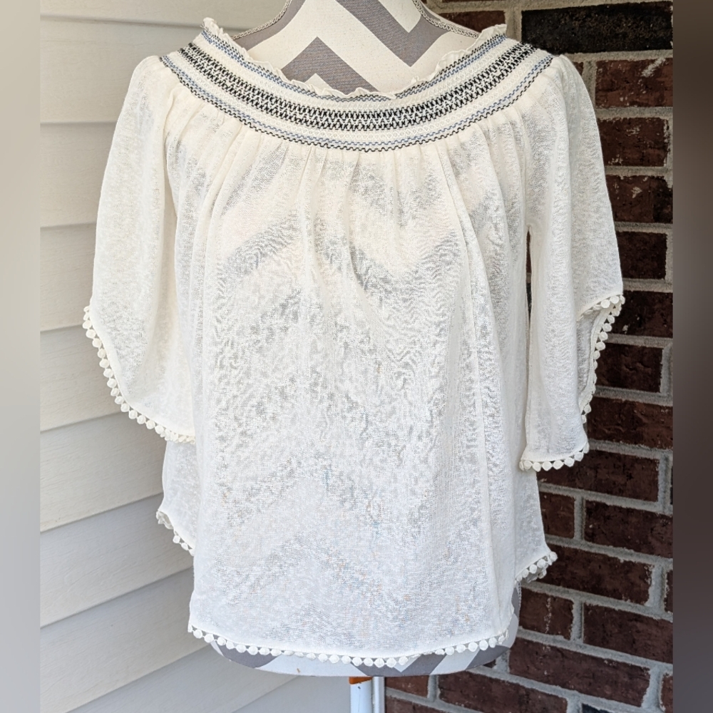 Almost Famous Smocked, Off The Shoulder Blouse Size Medium